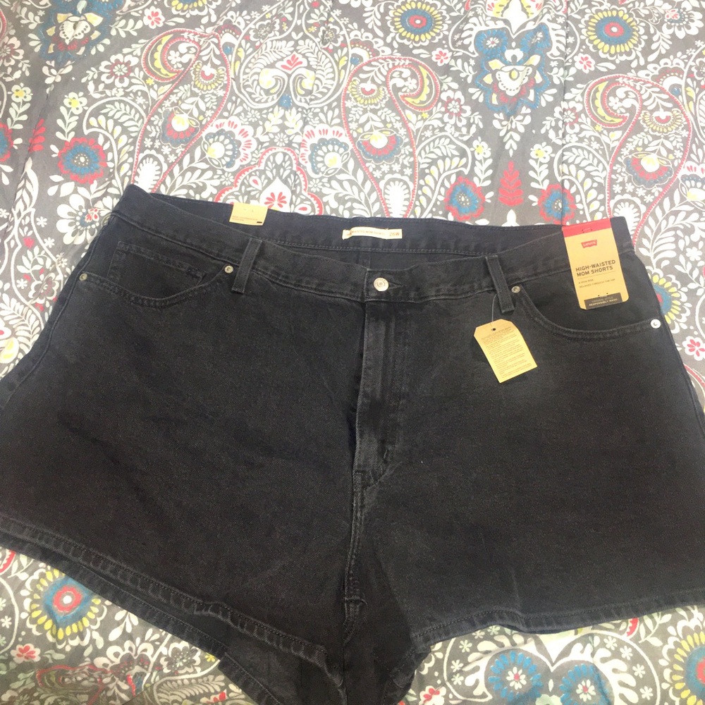 Levi’s Plus Size Shorts